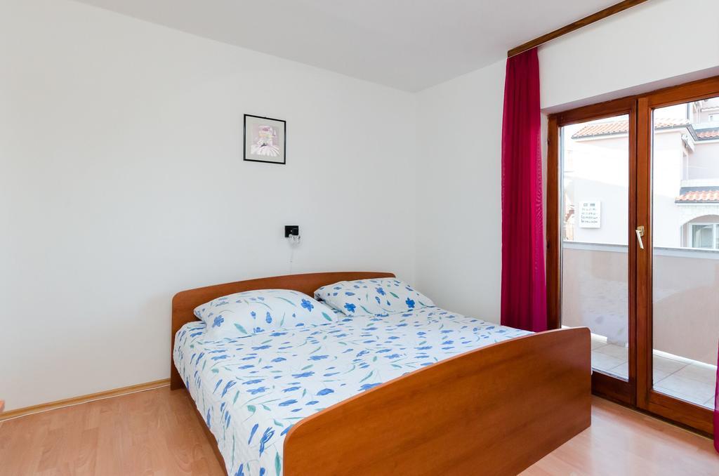 Apartments Dragan Лопар Екстериор снимка