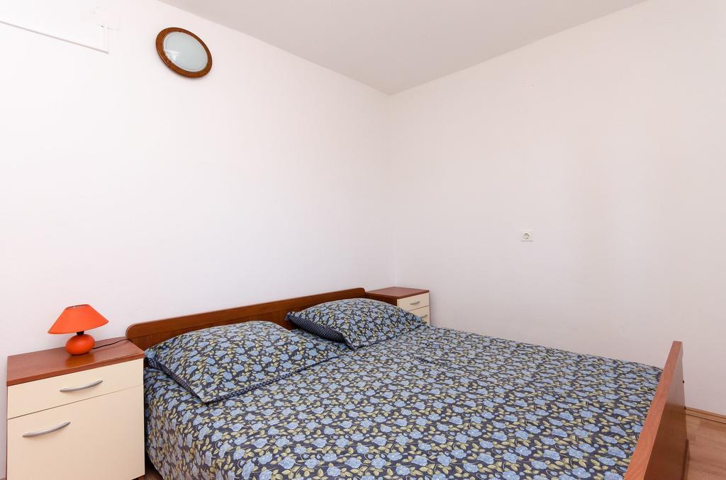 Apartments Dragan Лопар Екстериор снимка