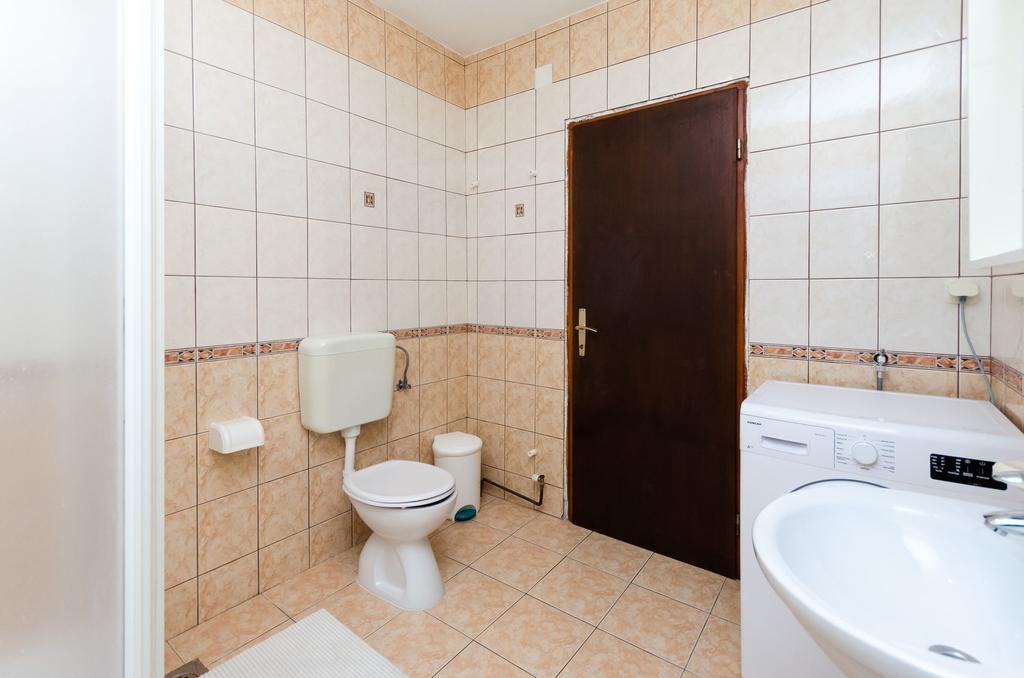 Apartments Dragan Лопар Екстериор снимка
